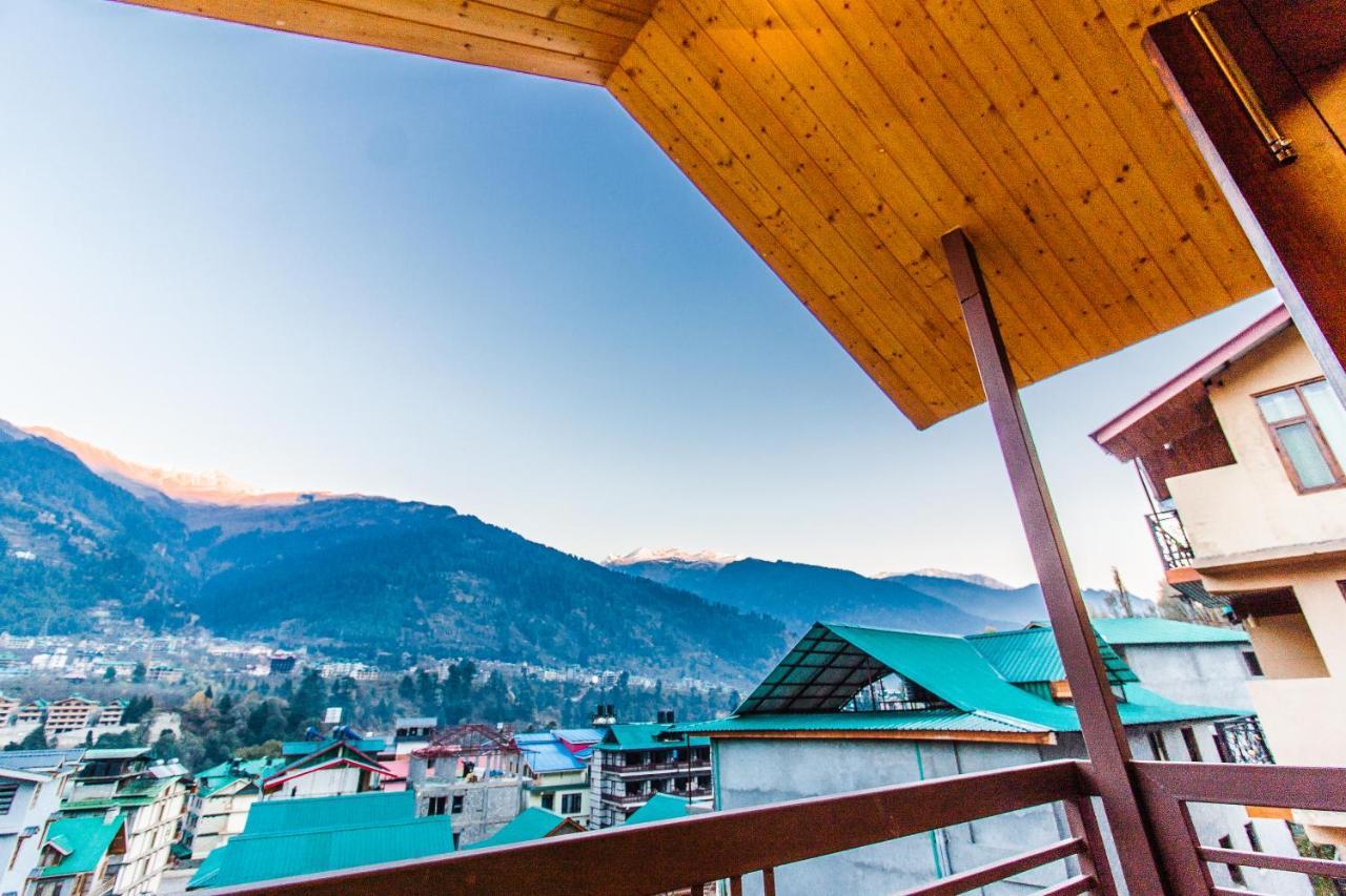 Готель Misty Mountain Manali Екстер'єр фото